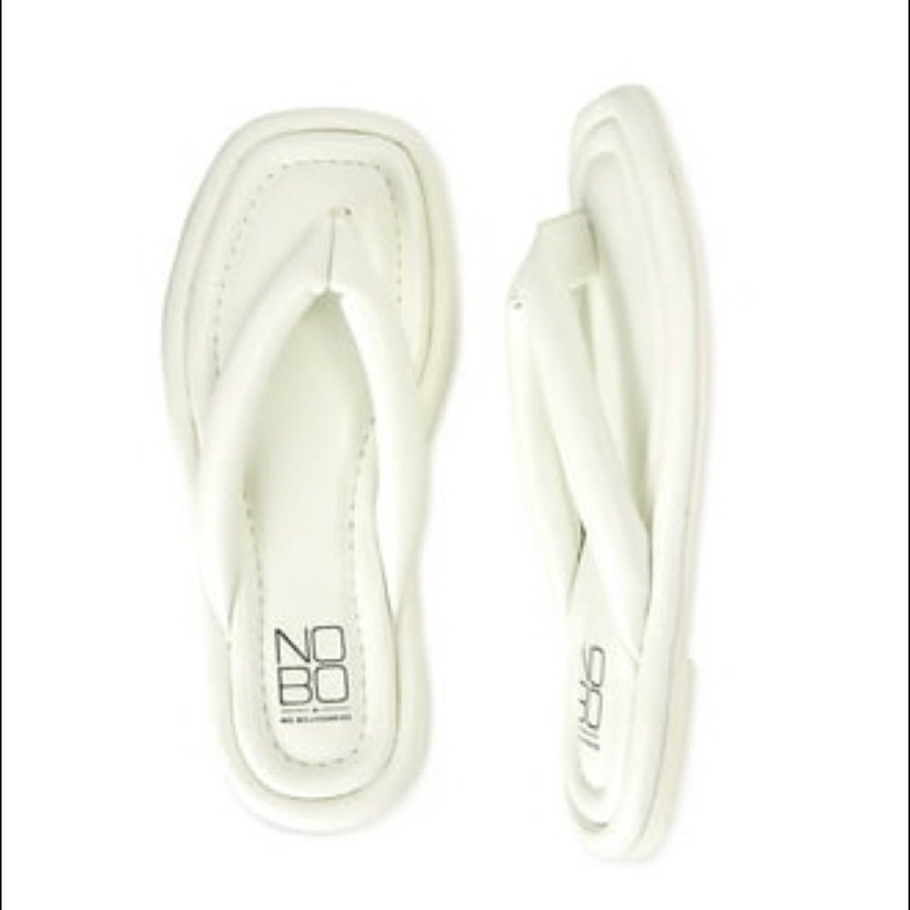White summer Puffy Flip Flops
